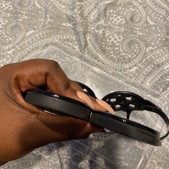 [SOLD] Tory Burch Black Patent Leather Miller Sandals 9.5 - Picture 10 of 10